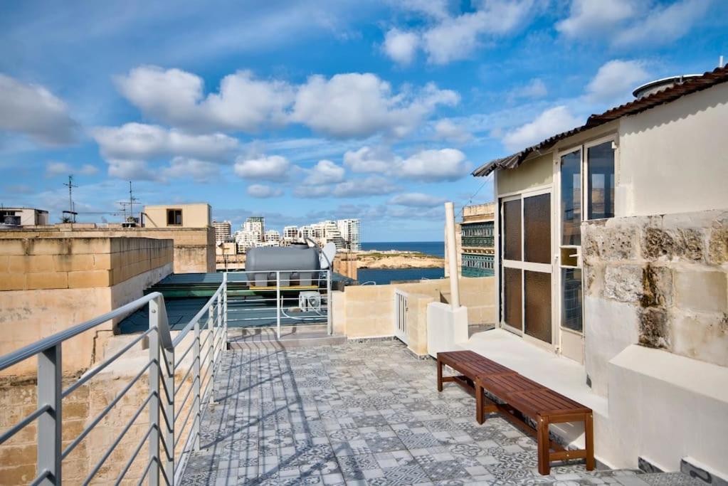 Vallettastay Old Lodge Apartment 3 ภายนอก รูปภาพ