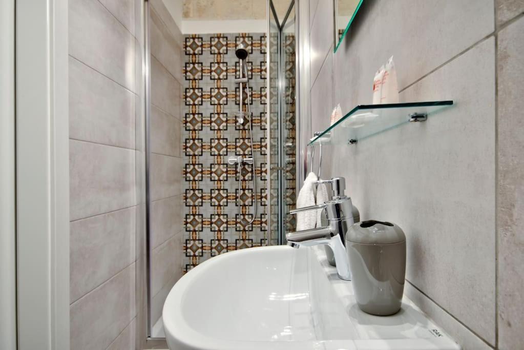 Vallettastay Old Lodge Apartment 3 ภายนอก รูปภาพ